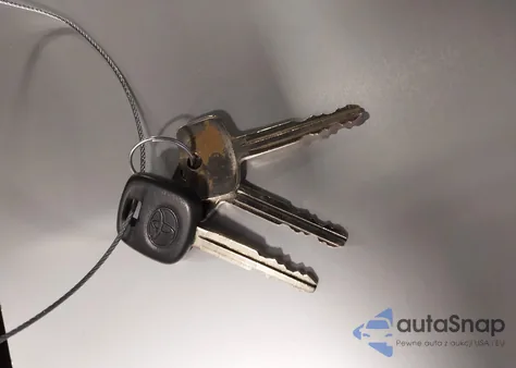 2012 Toyota Yaris z USA, uszkodzony, nr VIN JTDBT4K37CL029433